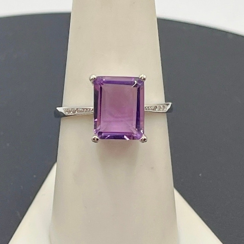 V925 Four Prong Set Emerald Cut Amethyst and Cz Accent Sterling Ring Sz 8.25
